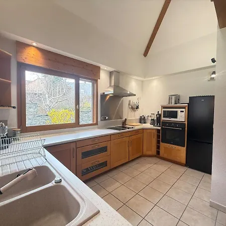 6 Pers-prox Cols-vue Vallee-jardin-bbq Chalet